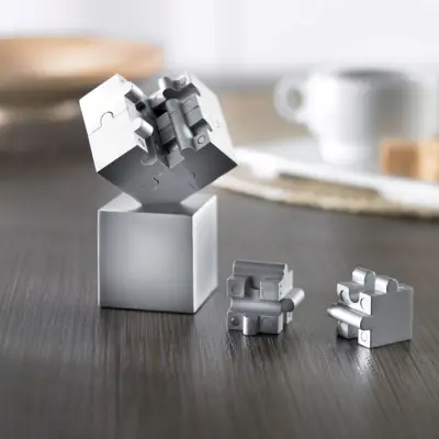 Kubzle - Magnetyczne puzzle 3D - Kolor srebrny matowy