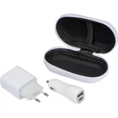 Zestaw podróżny - ładowarka samochodowa oraz wtyczka ładująca USB i USB typu C - kolor biały