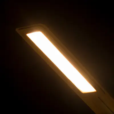 Wielofunkcyjna lampa biurkowa Sleya - kolor naturalny
